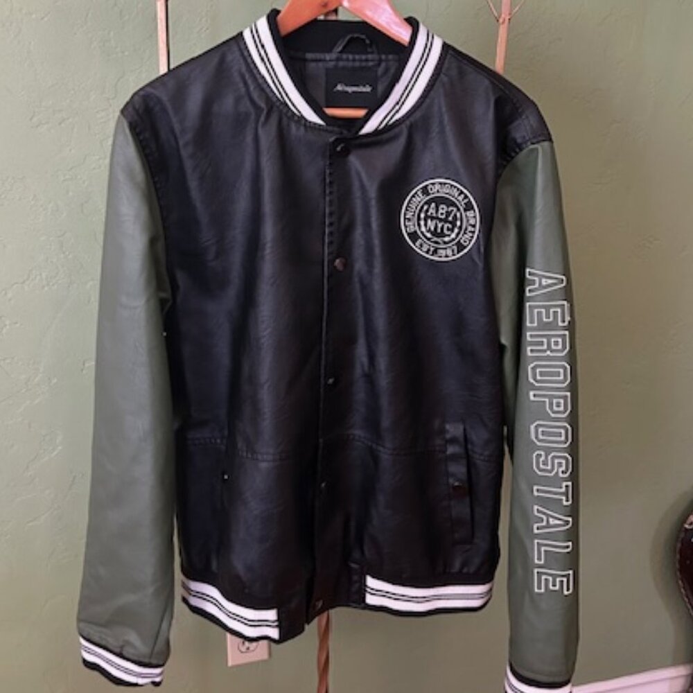 Aeropostale Men’s Faux Leather Bomber Jacket – Size L – Excellent Condition
